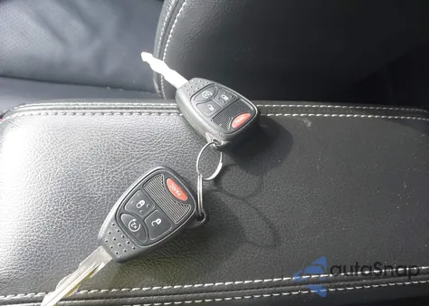 2017 Jeep Compass High Altitude 4X4 from USA, damaged, VIN 1C4NJDEB1HD192599